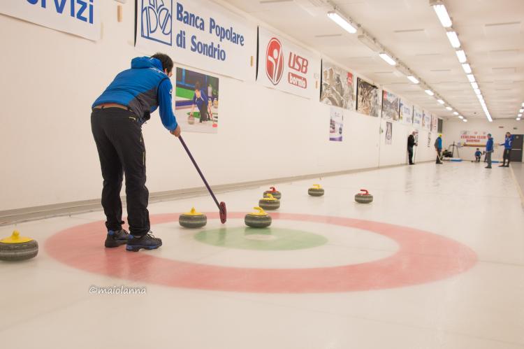 curling